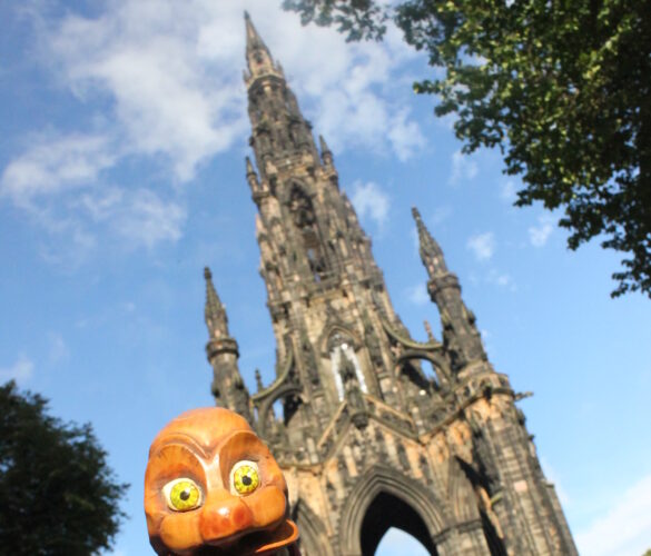 Igor in Edinburgh with the Scott monument behind him