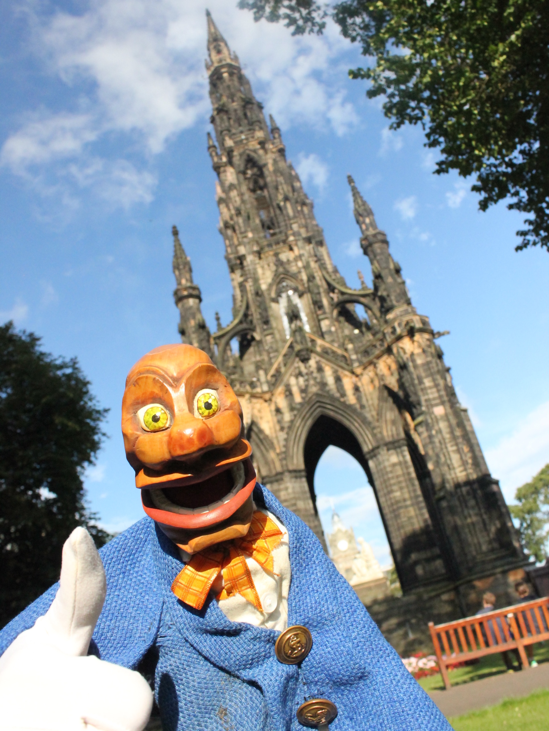 Igor in Edinburgh with the Scott monument behind him